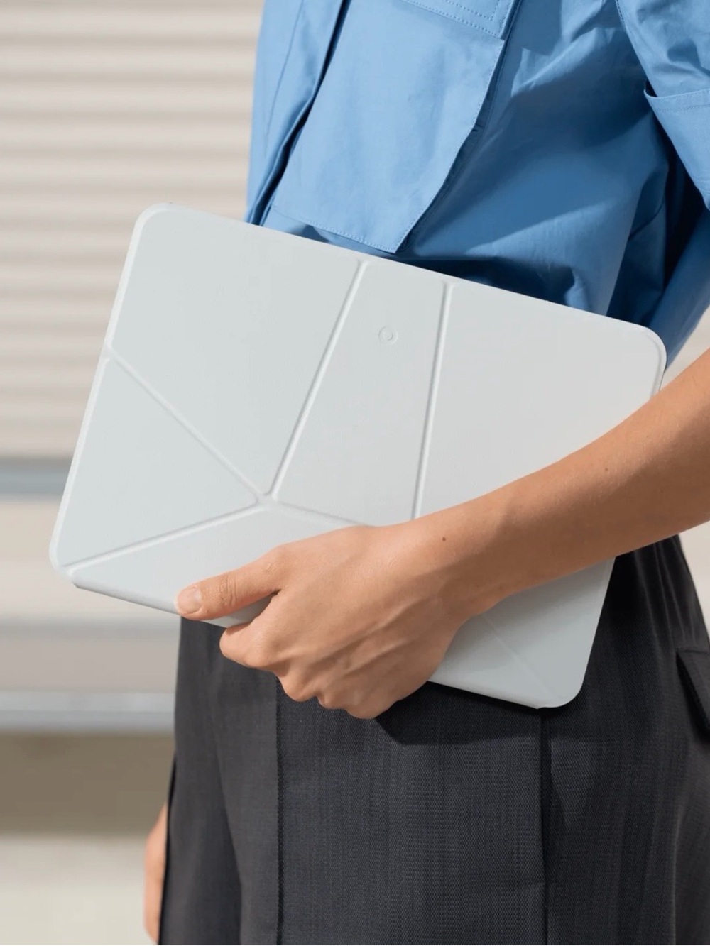 Moft Dynamic Folio Corner Case 13in + free pencil holder (M2/M3)